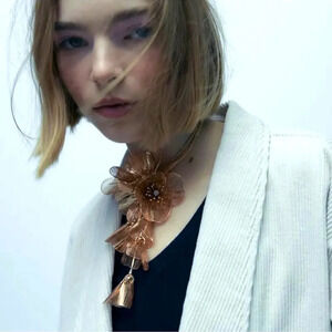 Zara Kate Middleton Famous Cascading Floral Necklace